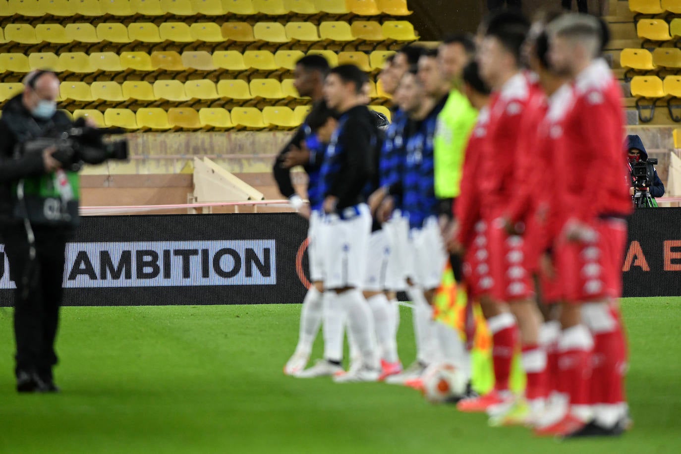 Fotos del partido entre el Mónaco y la Real Sociedad
