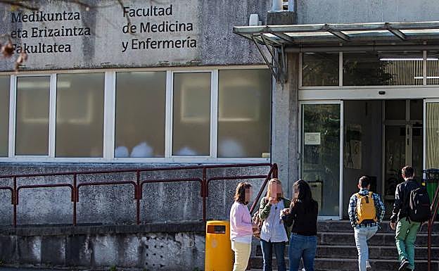 Confinada una clase de Enfermería de la UPV por un brote tras una fiesta