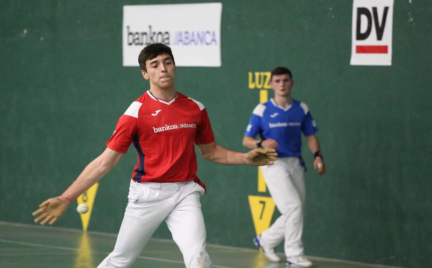 Fotos: La pegada decide en el Torneo Bankoa Abanca-DV