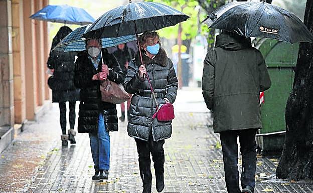 El avance descontrolado de la pandemia augura restricciones para Navidad 