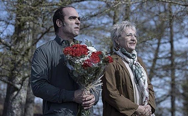 Luis Tosar y Blanca Portillo, ambos nominados como mejores intérpretes, en una escena de 'Maixabel'. 