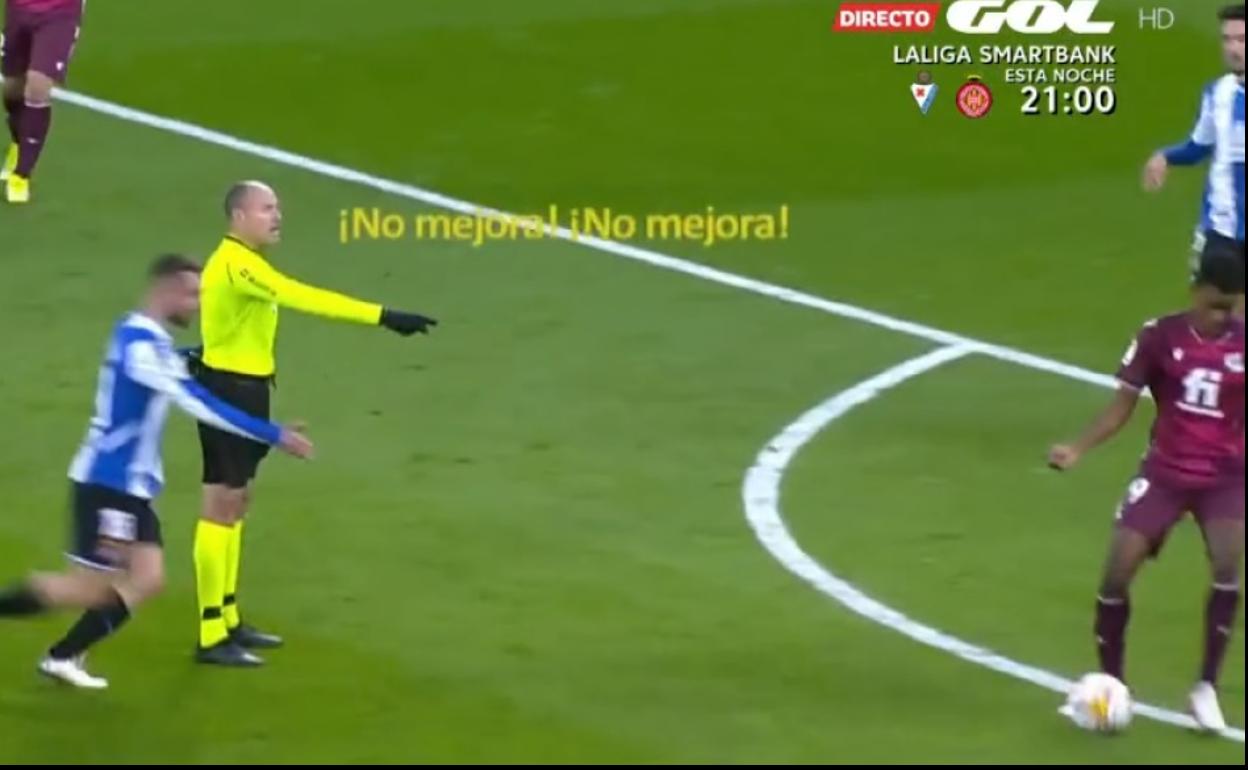 Mateu Lahoz anuló un gol a la Real Sociedad que podría haber sido perfectamente legal.