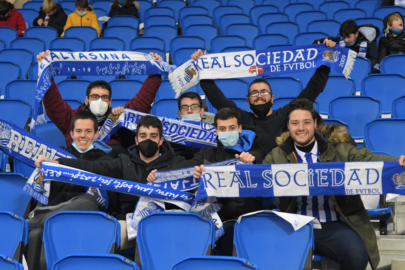 Fotos: ¿Has ido al Reale Arena? Búscate en las gradas del estadio