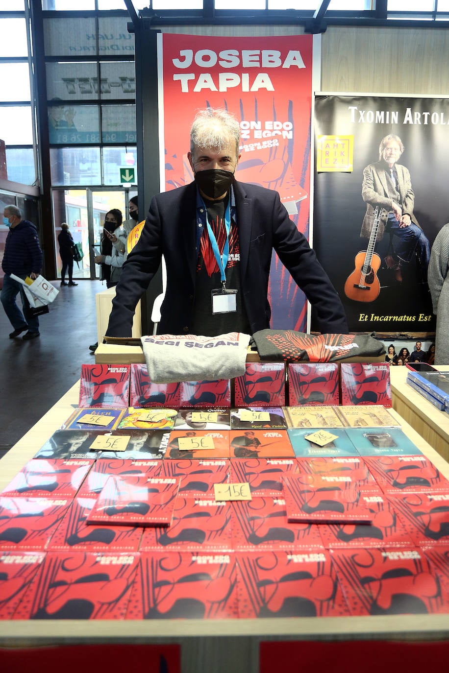 Joseba Tapiak ere badu zer eskainia aurtengo Azokan.