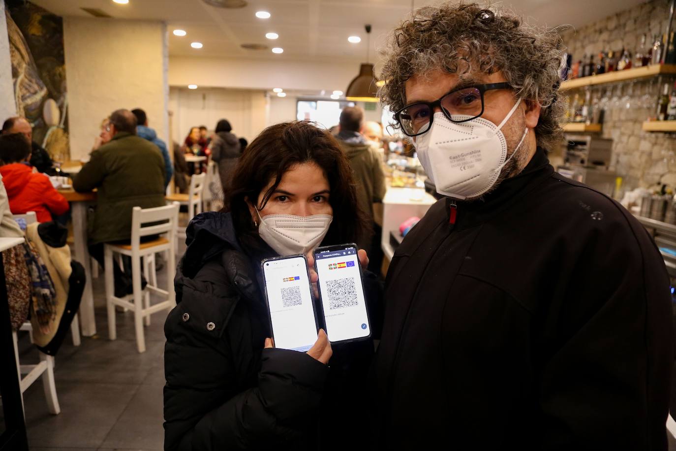 Fotos: Primer día del pasaporte Covid en los restaurantes de Euskadi