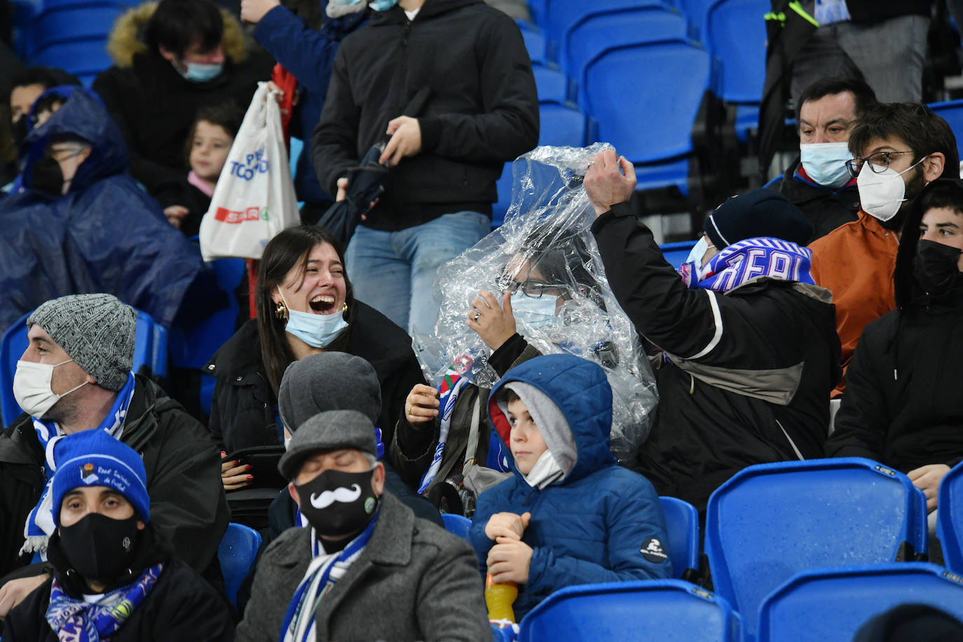 Fotos: ¿Has estado en el Reale Arena? Búscate en las fotos