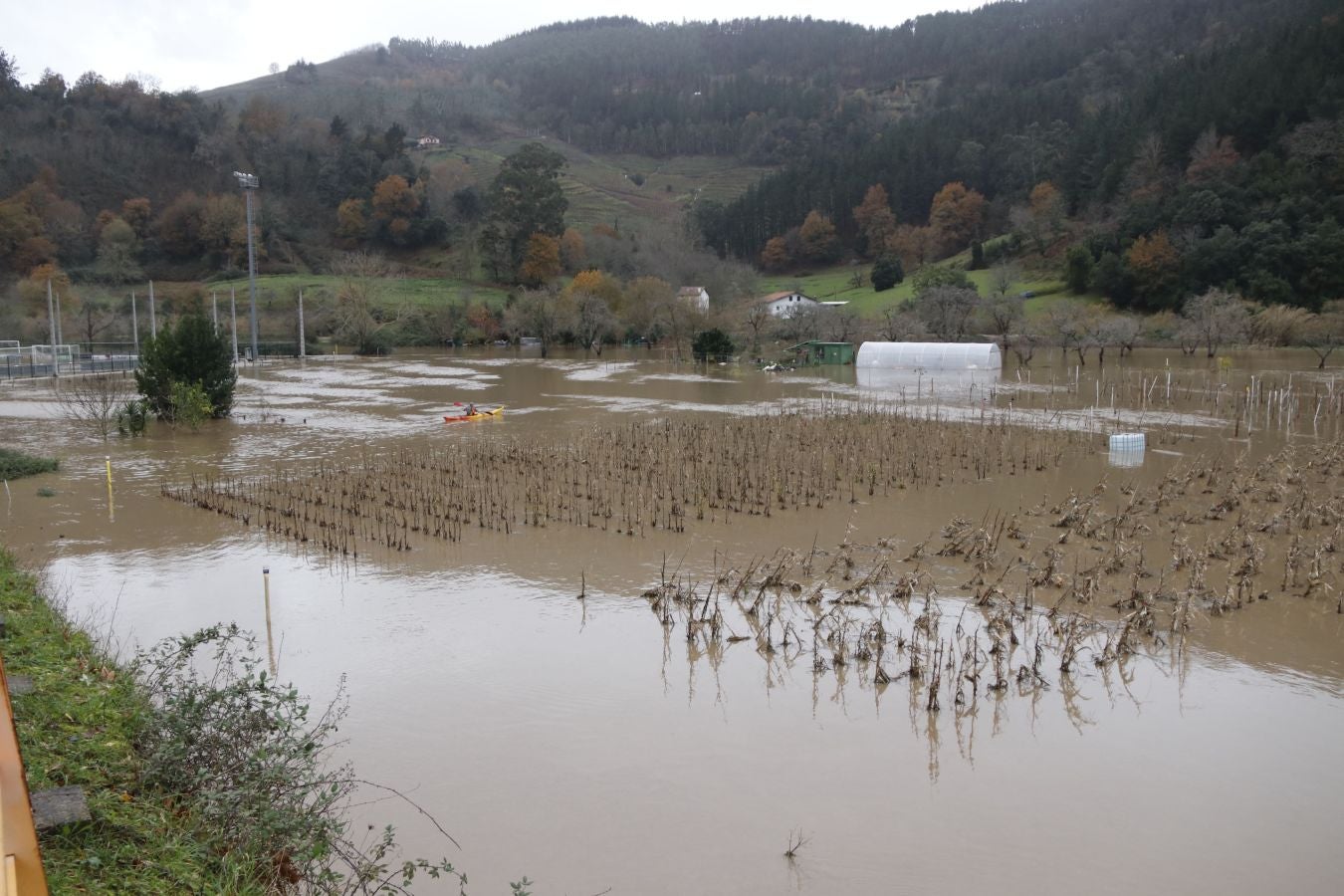 Fotos: Inundaciones en Deba por la crecida del río