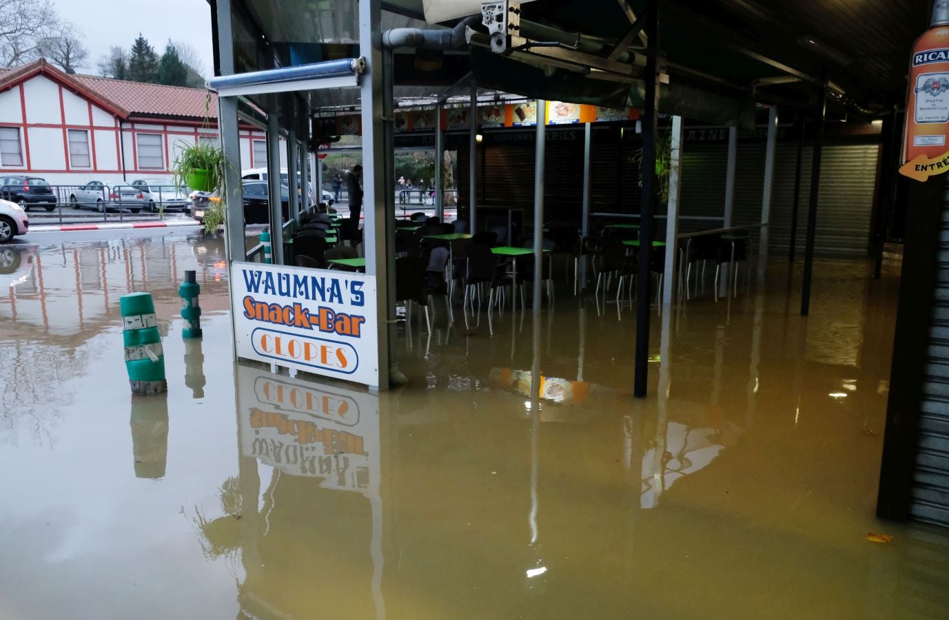 Fotos: Inundaciones en Behobia y otros puntos de Irun por el desbordamiento del Bidasoa