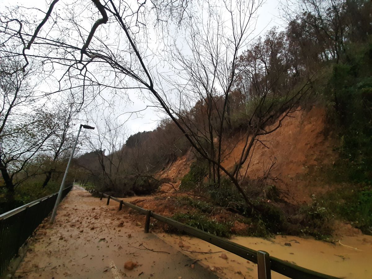 Fotos: Desprendimiento en Pasai Donibane por las lluvias