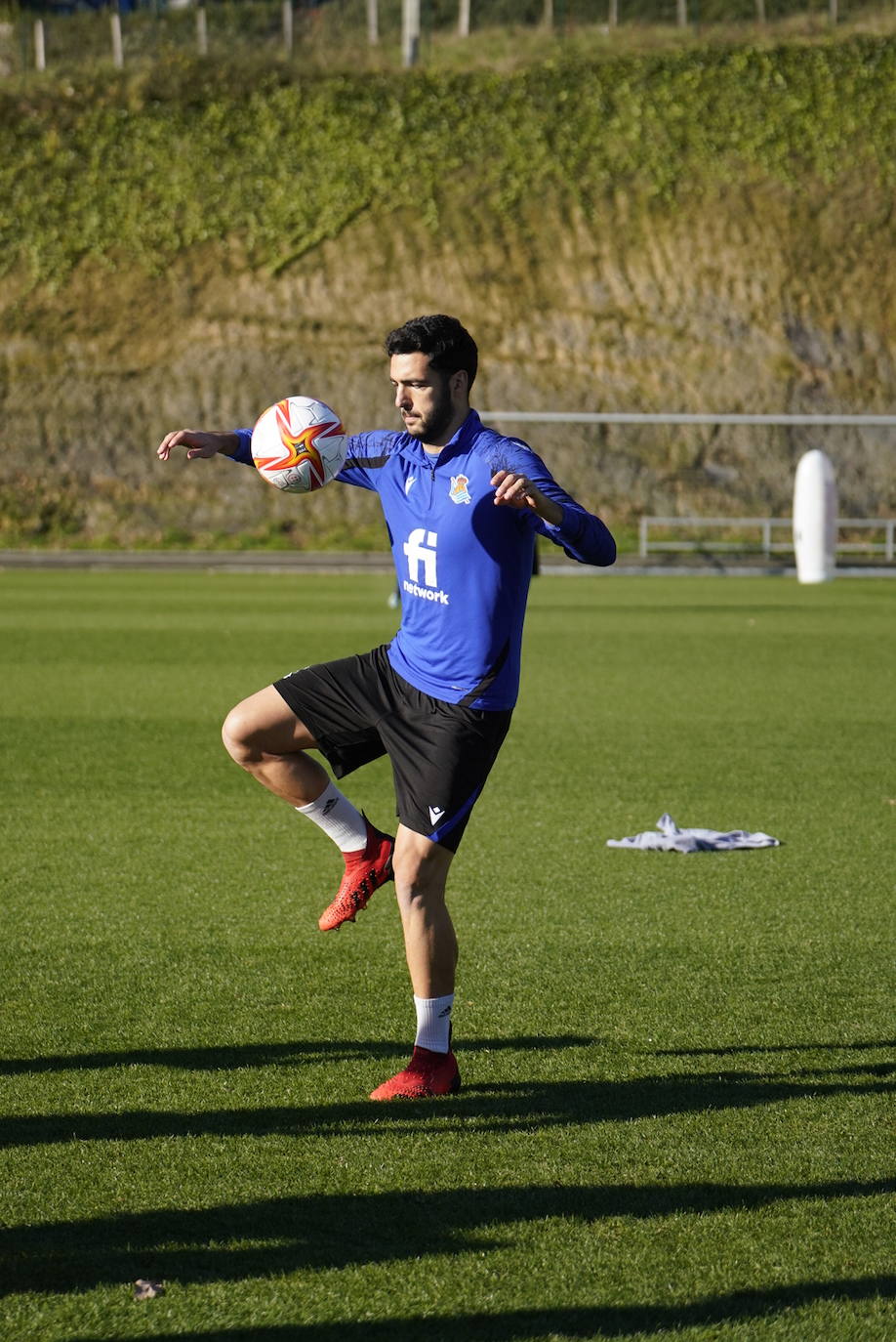 Fotos: Las imágenes del entrenamiento de la Real Sociedad en Zubieta