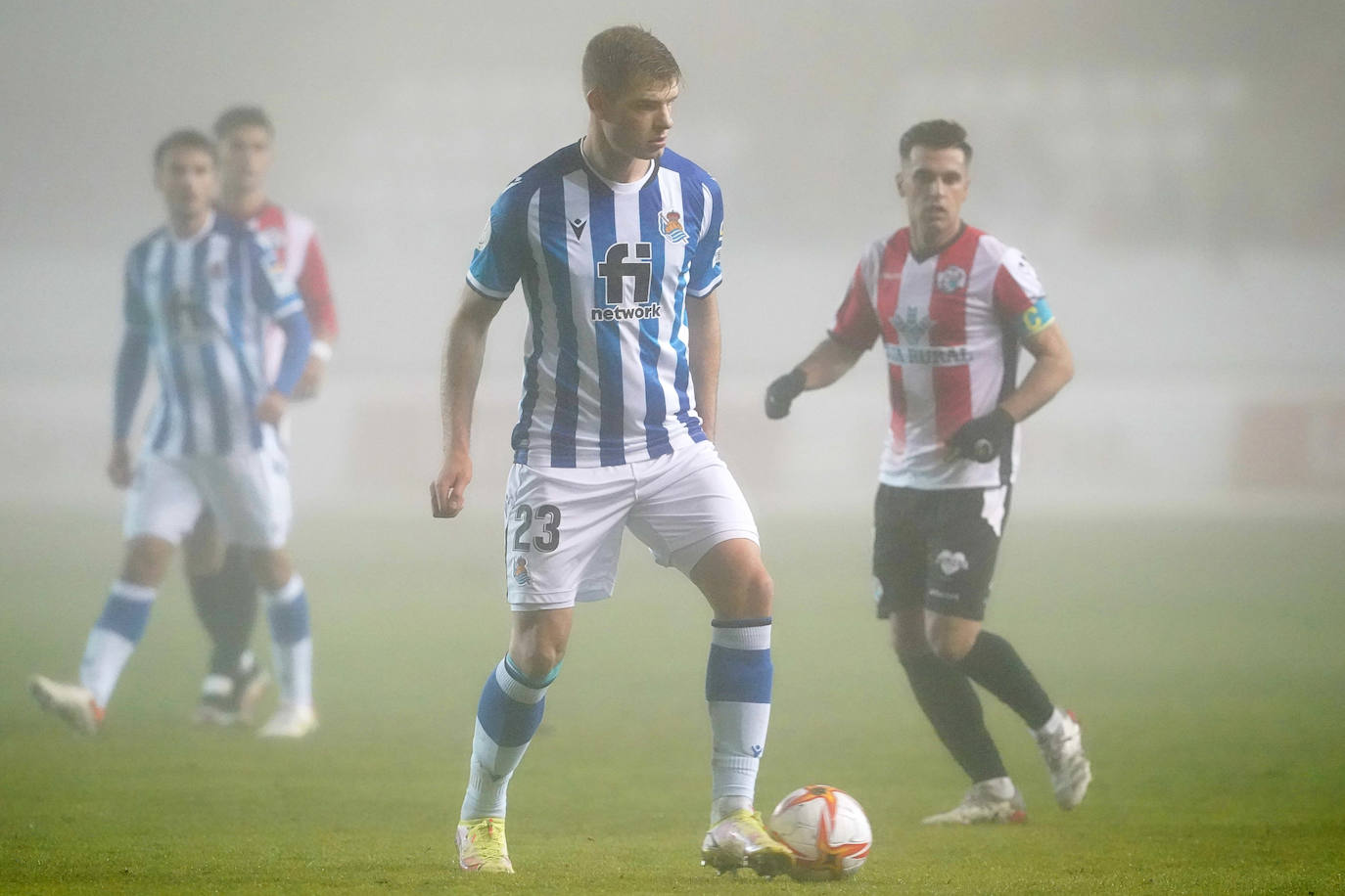 Fotos: Las mejores imágenes del partido entre el Zamora y la Real Sociedad