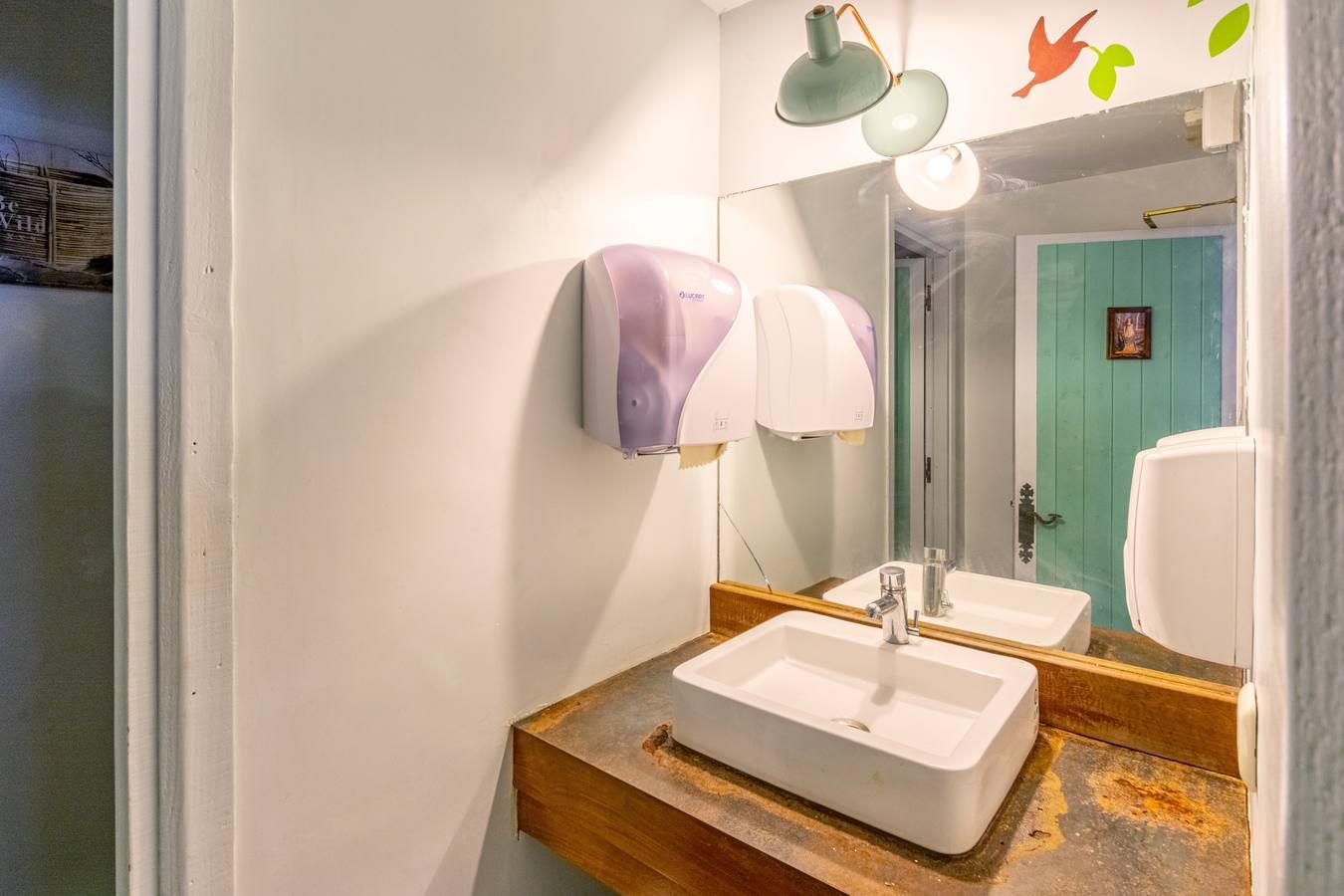 Fotos: Local comercial en Amara (Donostia)