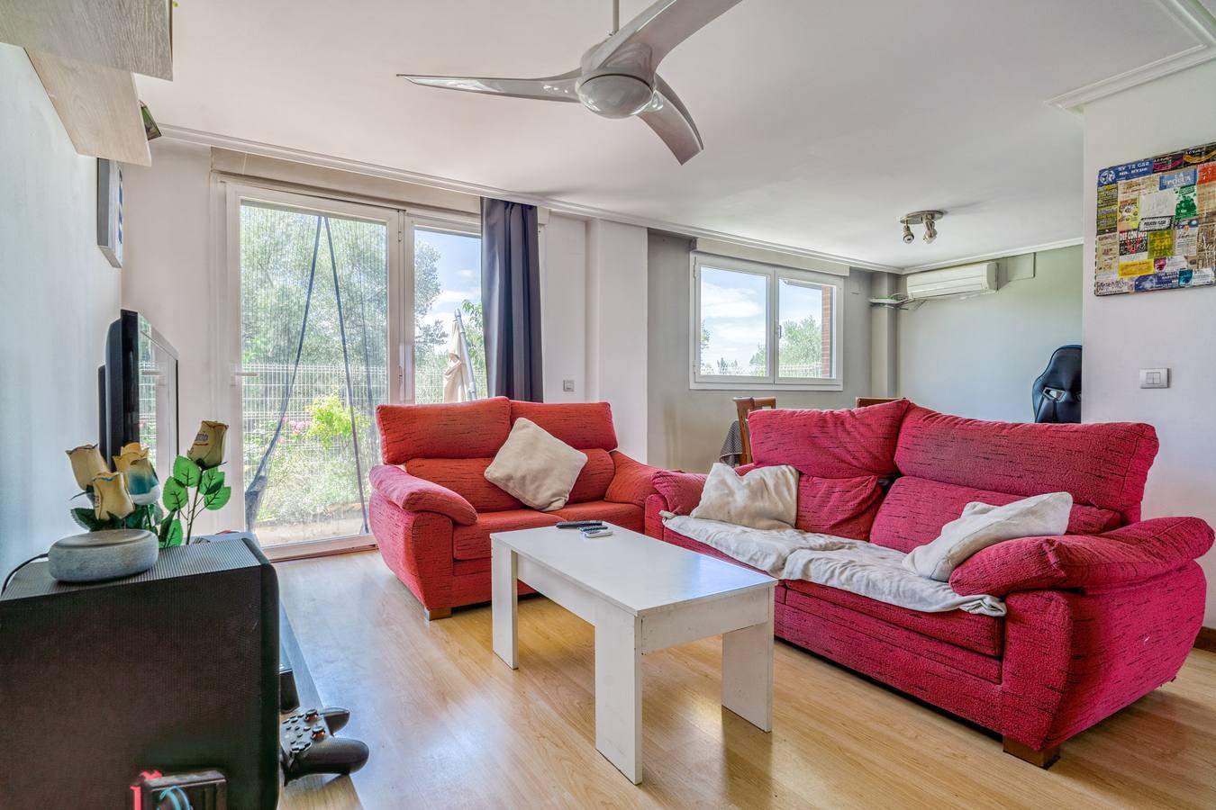 Fotos: Chalet adosado en Entrena