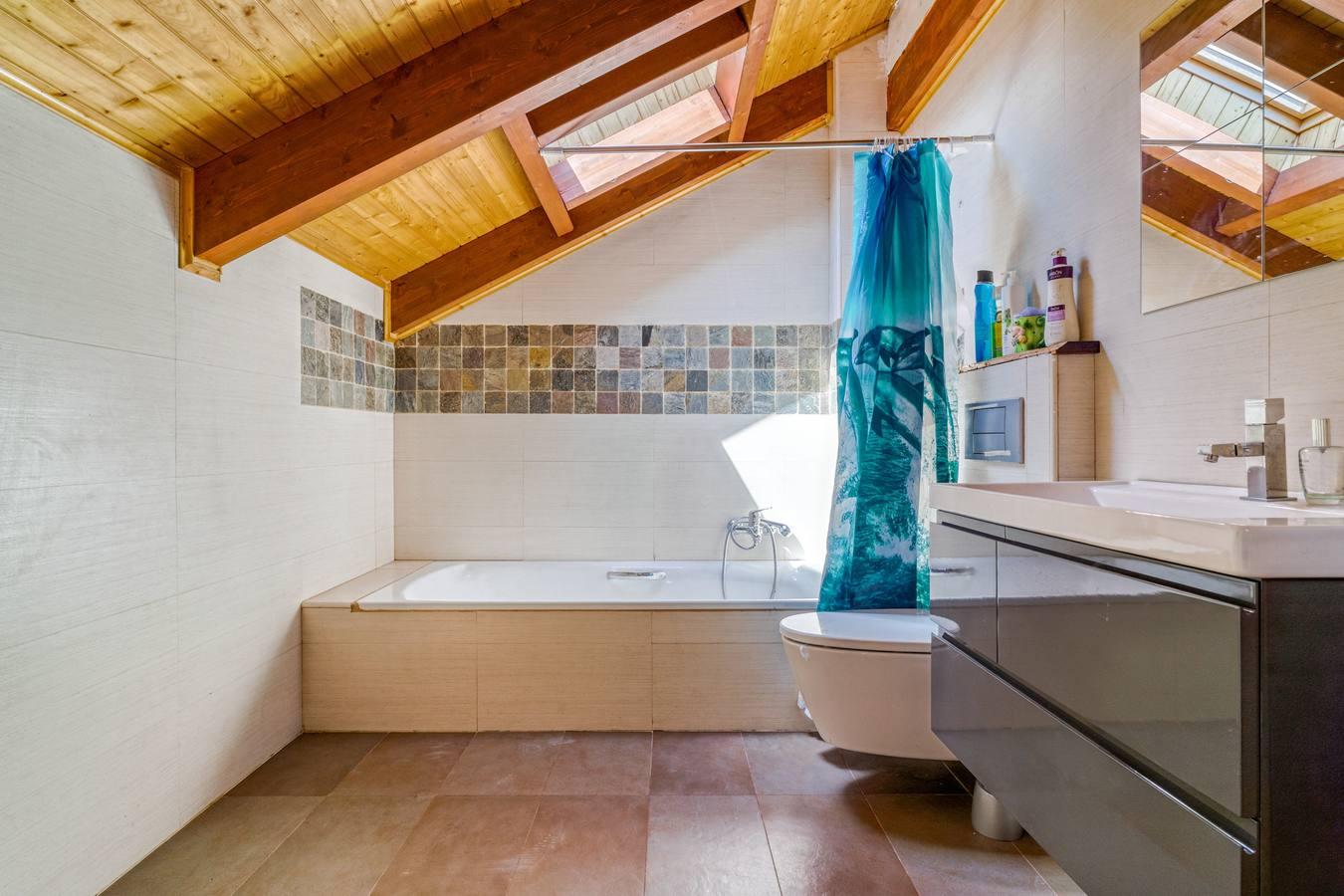 Fotos: Chalet adosado en Entrena