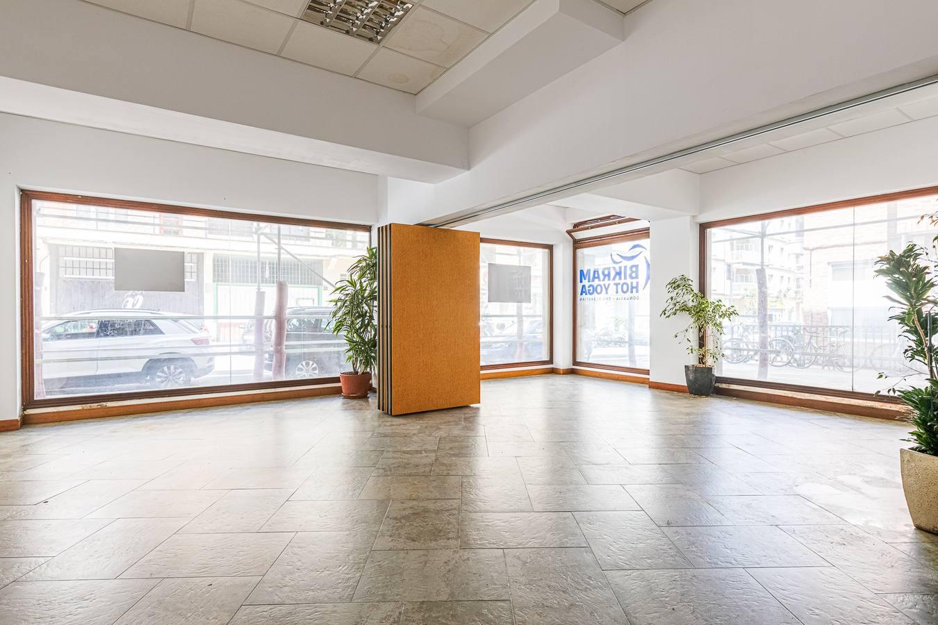 Fotos: Local comercial en la zona antigua (Donostia)