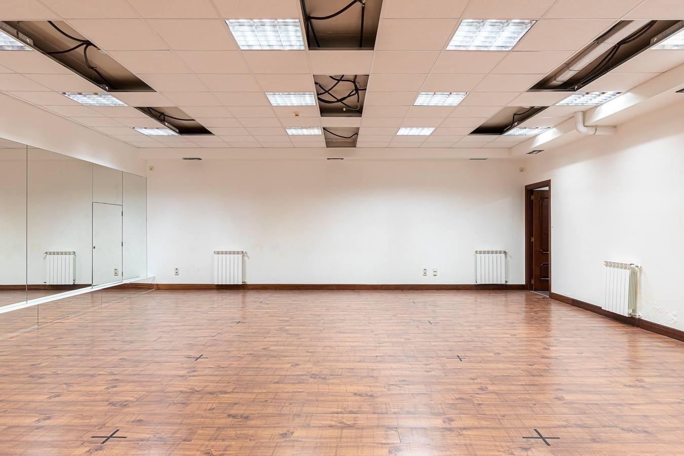 Fotos: Local comercial en la zona antigua (Donostia)