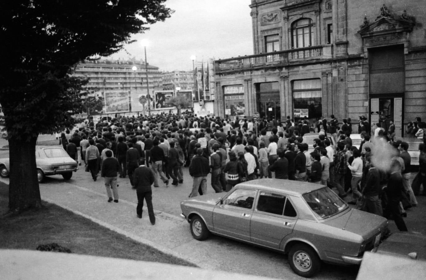 Fotos: 1976, cuando el Zinemaldia se abrió al público