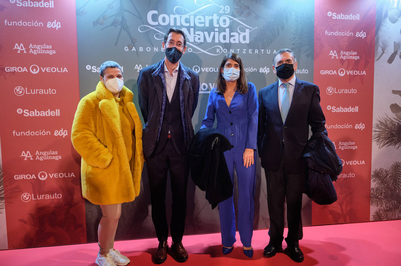 Asun Ibañez, Xabier Riezu, Naiara Tobalina y Agustín Garmendi, de Deusto Business Alumni.