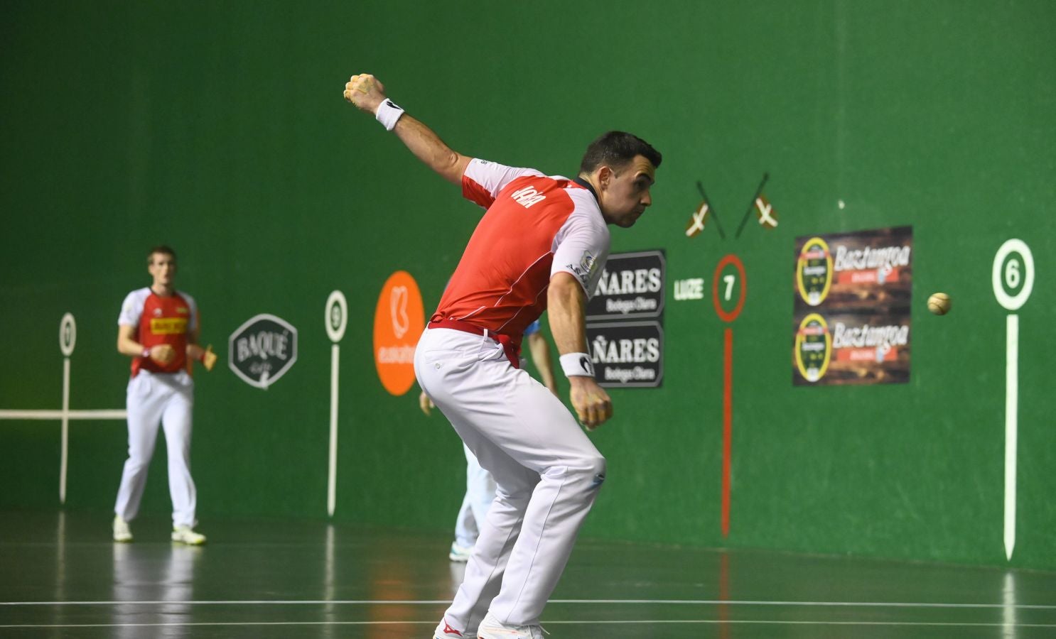 Fotos: Irribarria y Rezusta, nuevos líderes tras imponerse a Jaka y Mariezkurrena en Tolosa