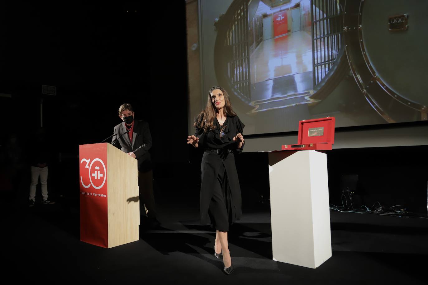 Fotos: Ángela Molina clausura el ciclo de Filmoteca Vasca dedicado a Luis Buñuel