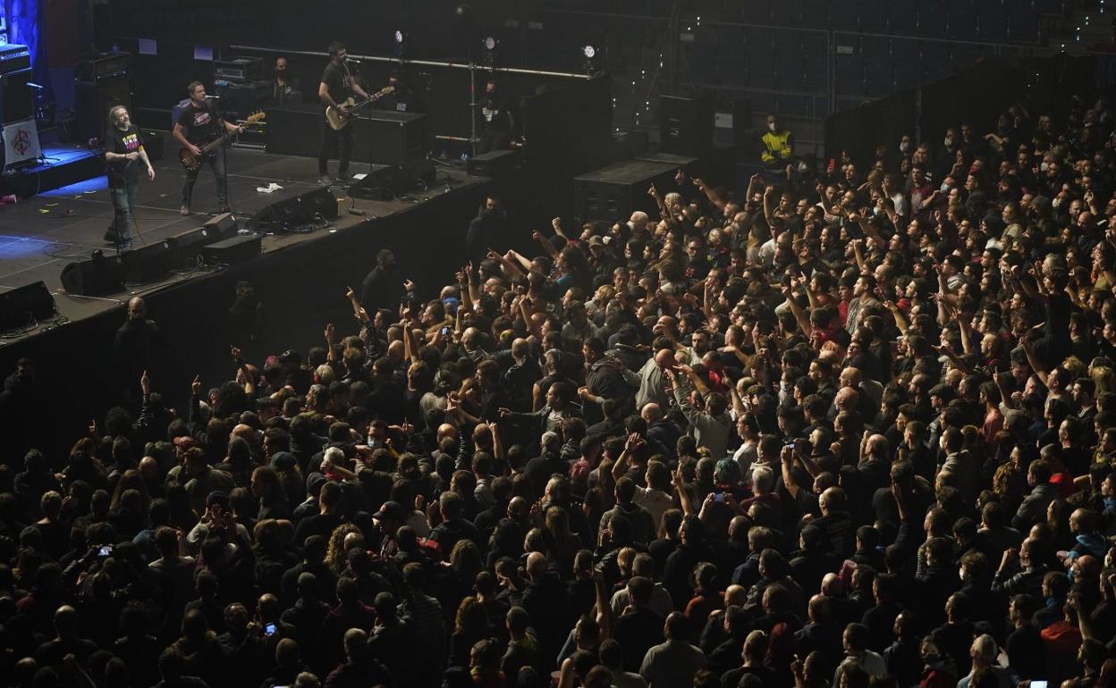 La Polla Records ofreció dos conciertos en Vitoria los pasados días 17 y 18 en su gira de despedida. 