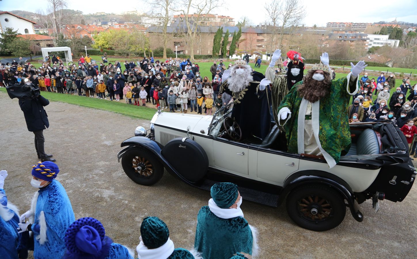 Fotos: La cabalgata de los Reyes Magos recorre las calles de Donostia