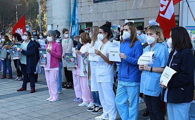 Los sindicatos vascos convocan manifestaciones el 23 de enero para denunciar el «colapso» de la atención primaria en Euskadi
