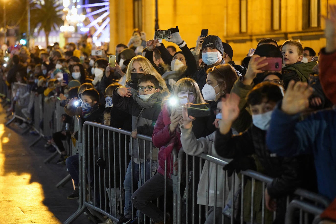 Fotos: El paso de los Reyes Magos por San Sebastián