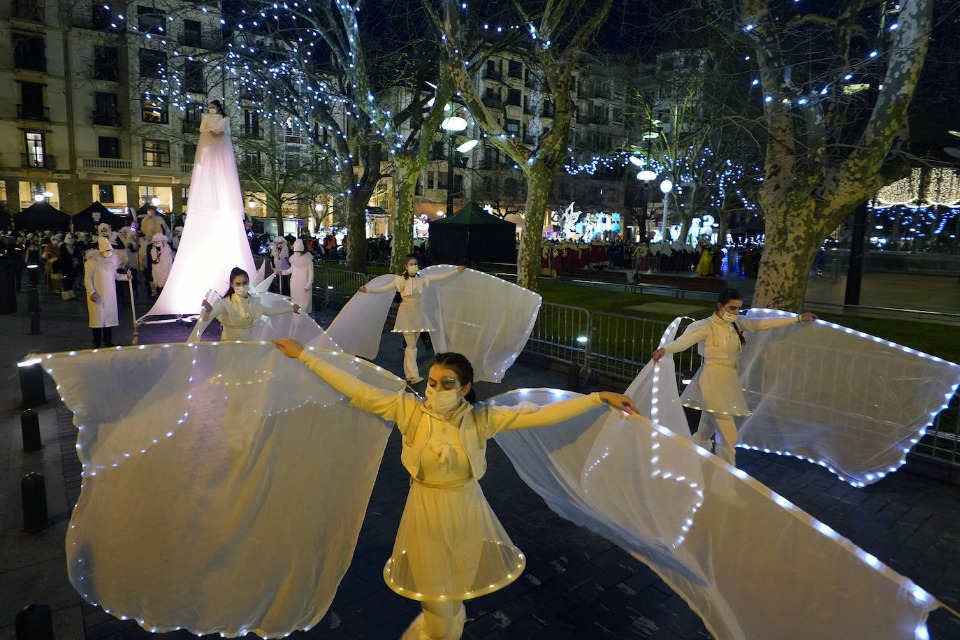 Fotos: El paso de los Reyes Magos por San Sebastián