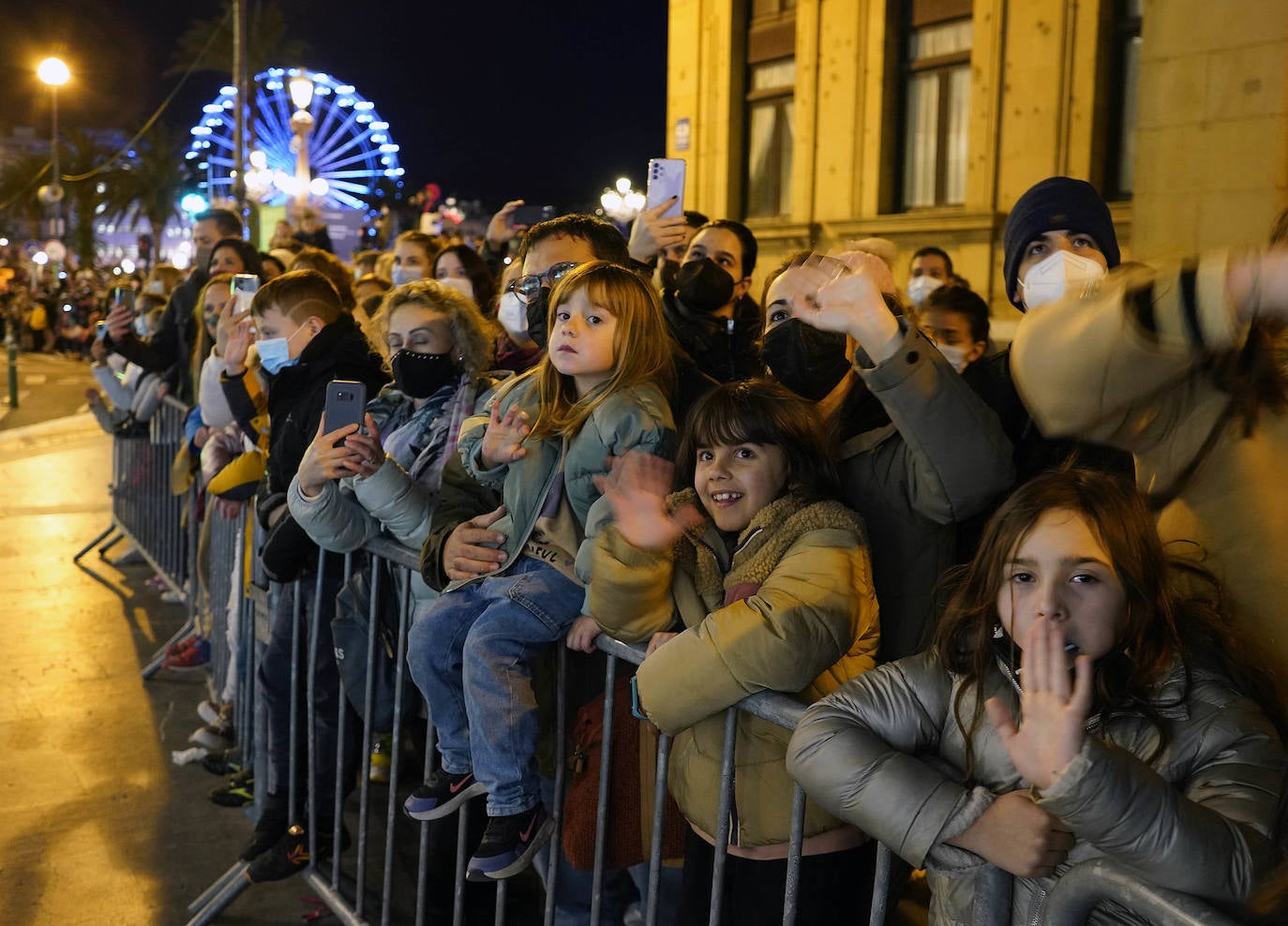Fotos: El paso de los Reyes Magos por San Sebastián