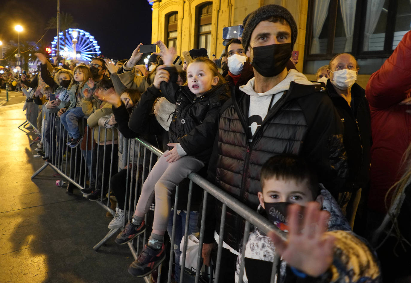 Fotos: El paso de los Reyes Magos por San Sebastián