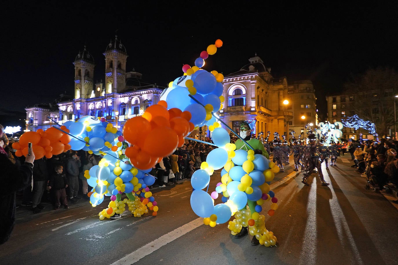 Fotos: El paso de los Reyes Magos por San Sebastián