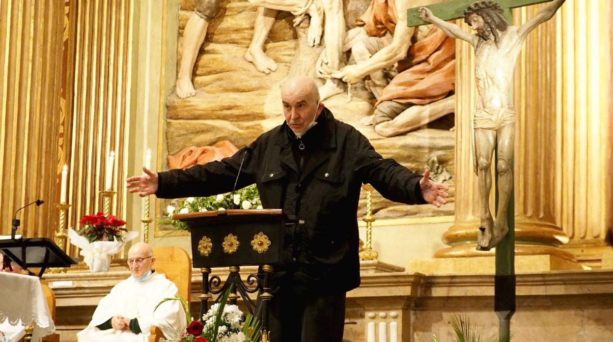 Benantzio Otaegi se despidió de los elgoibartarras con unas sentidas palabras al final del oficio de ayer en la parroquia de San Bartolomé. 