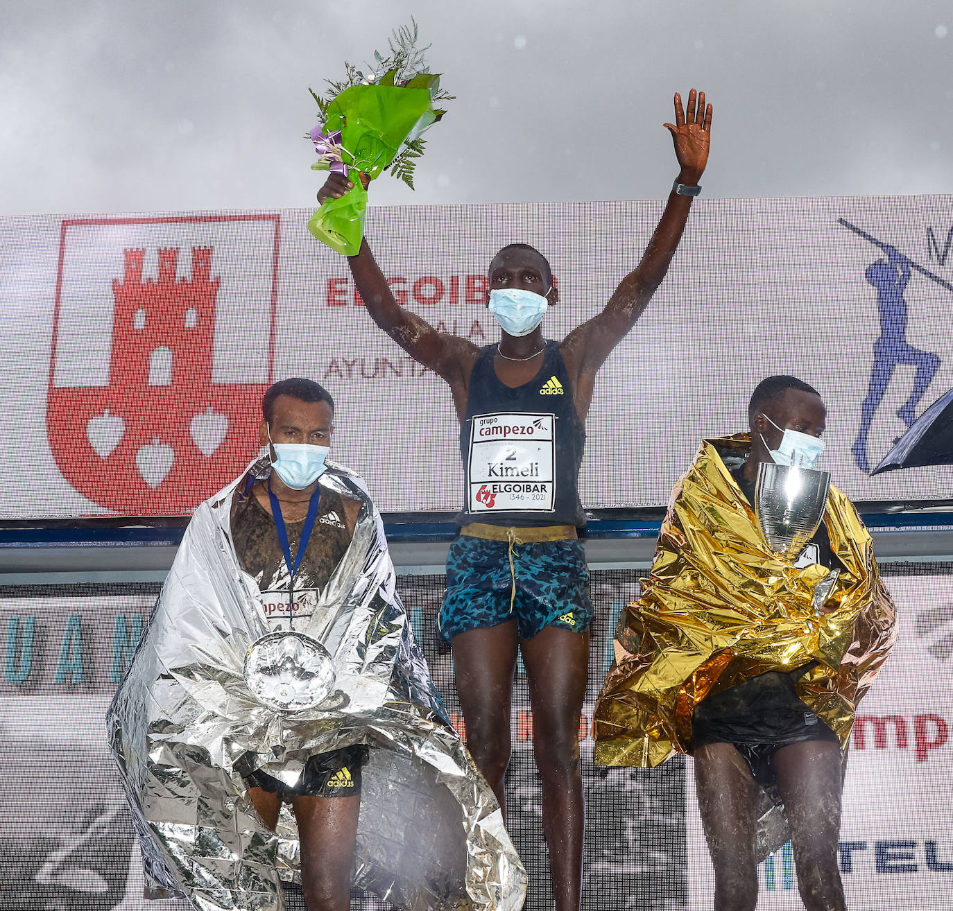 Fotos: Kenia impone su ley en un cross de Elgoibar para quitarse el sombrero