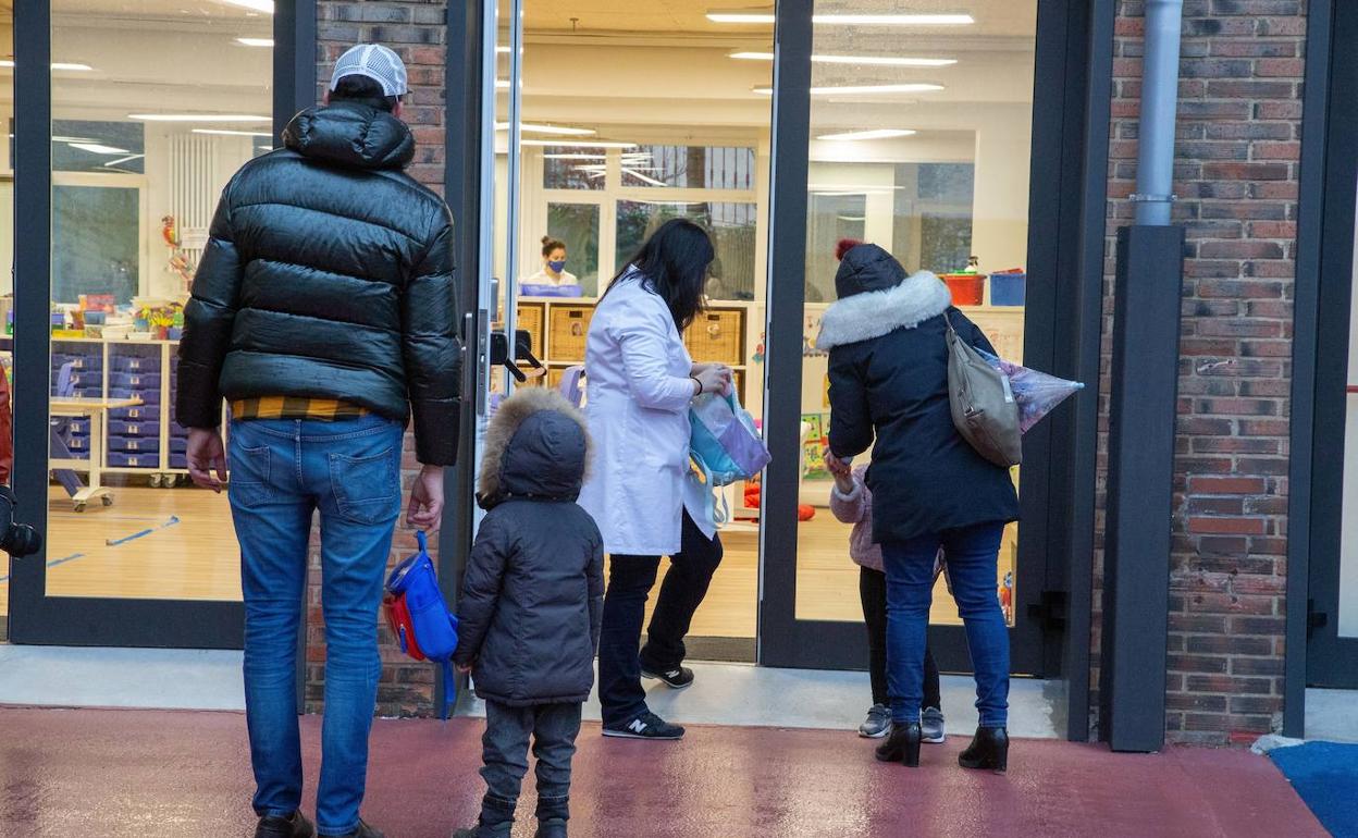 Coronavirus Euskadi: La vuelta a las aulas se salda con otro medio millar de sustituciones de profesores