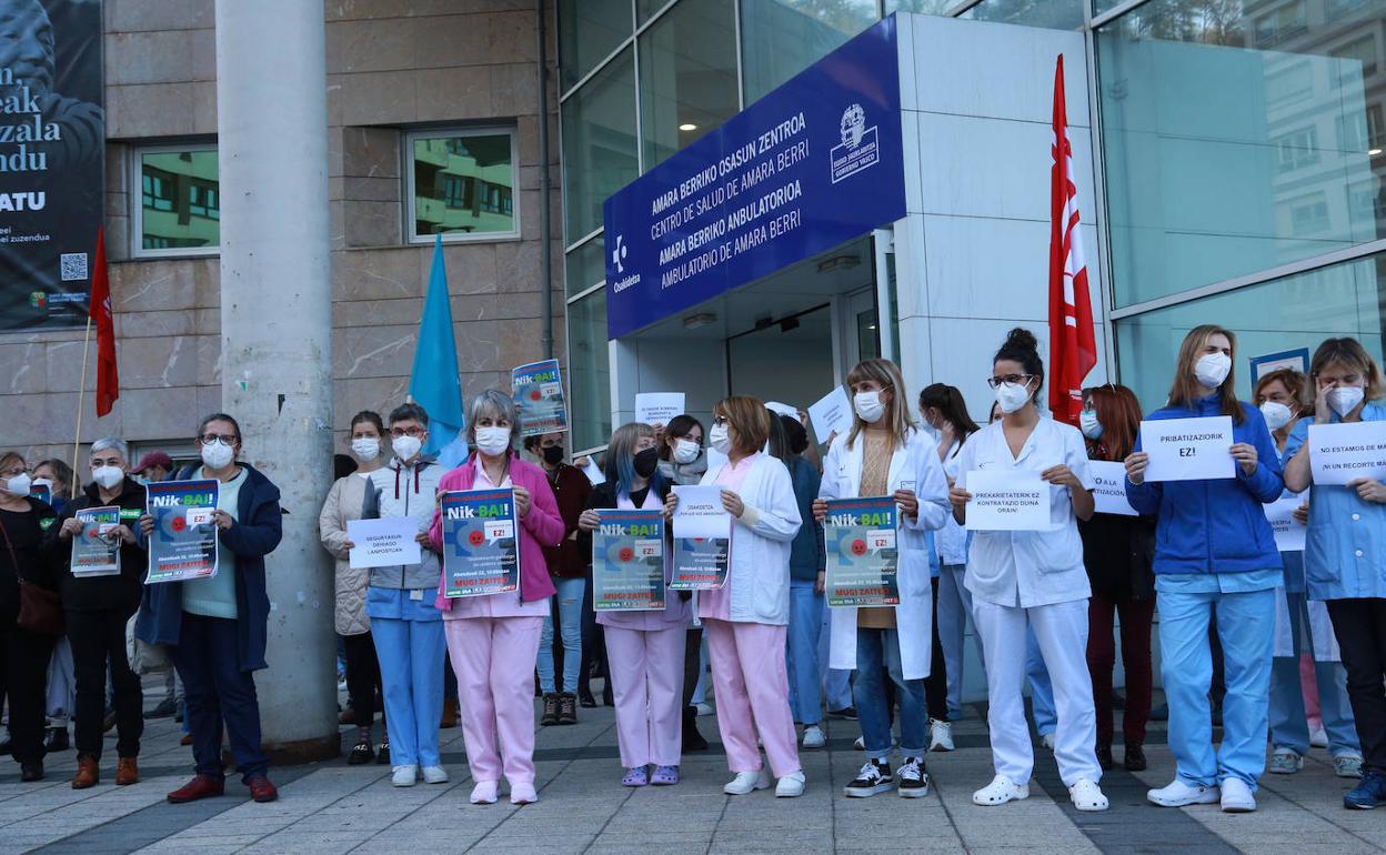 Una manifestación de protesta de los trabajadores de atención primaria