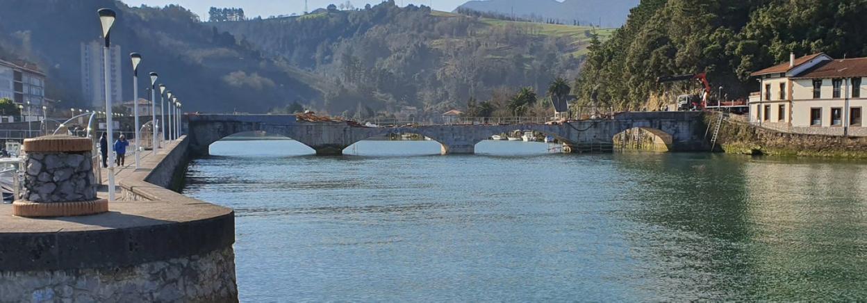 Estado actual del Puente Viejo tras ser retirada la estructura metálica. 