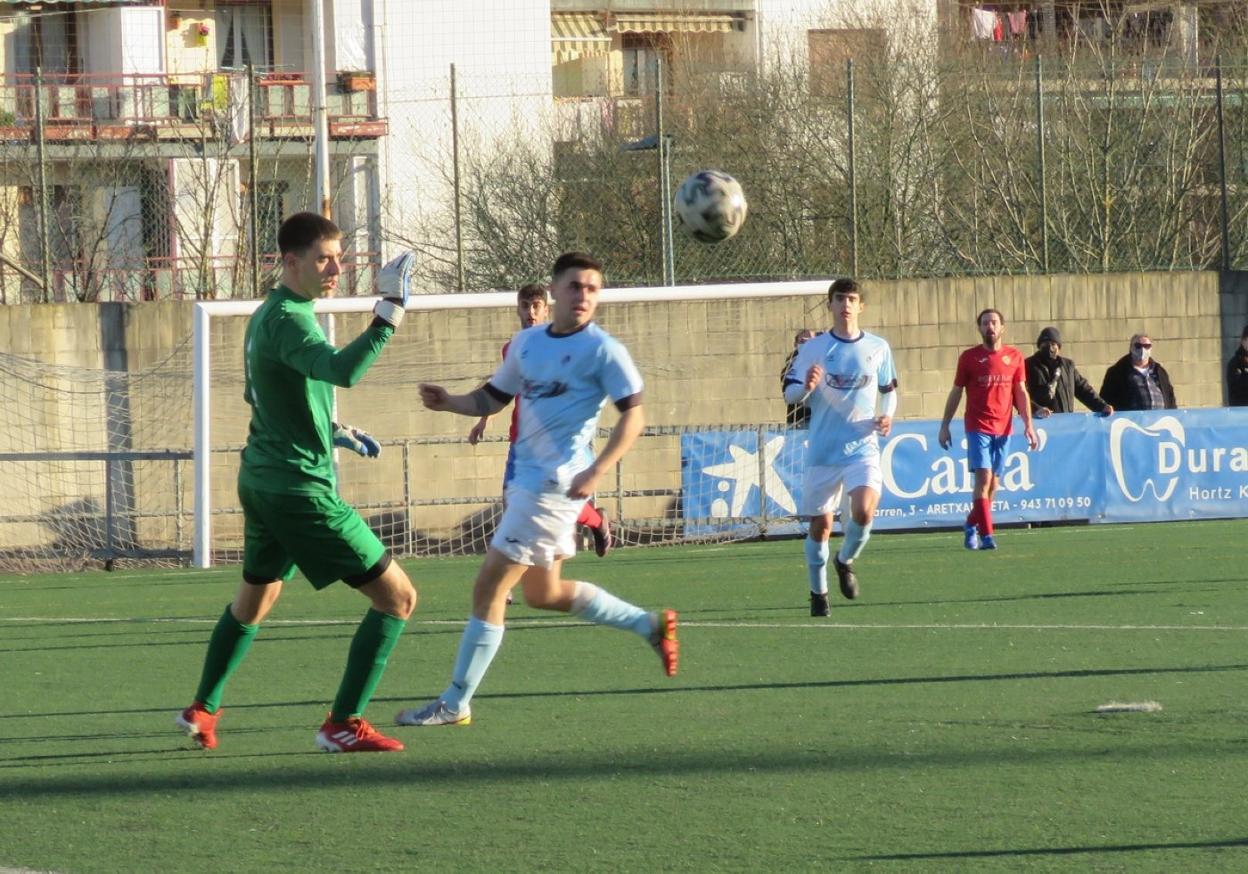El División de Honor Regional trajo un punto de Bergara en su segundo derbi tras el jugado contra Aloña. 