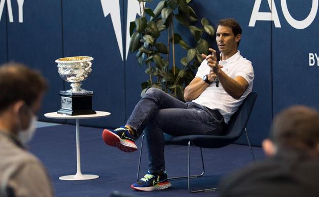 Rafa Nadal, durante la rueda de prensa en su academia de Manacor.