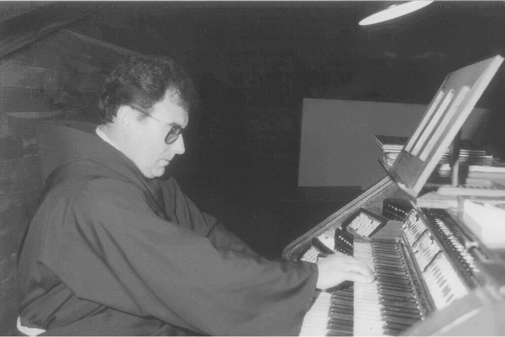 Fotos: Fallece el fraile franciscano Pello Zabala