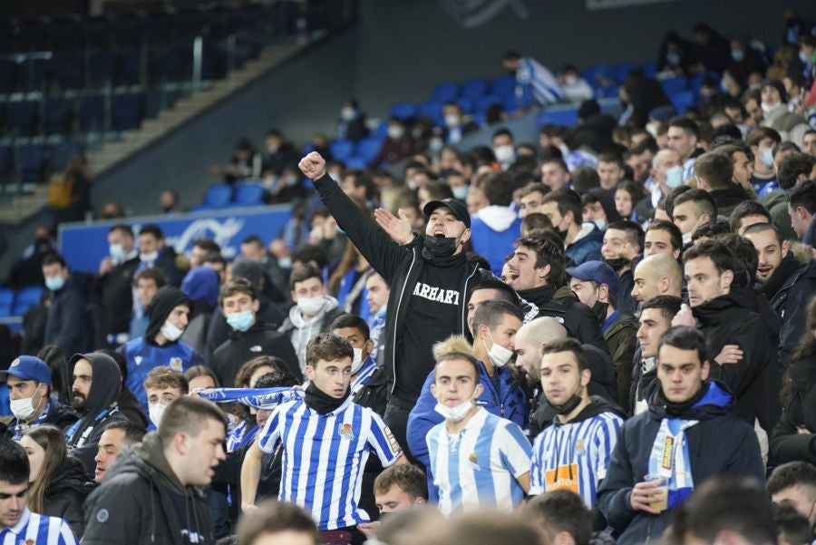 Fotos: ¿Has estado en Anoeta? Búscate en las gradas del Real Sociedad - Betis