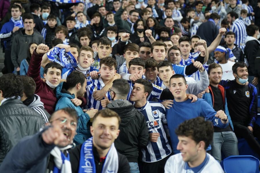 Fotos: ¿Has estado en Anoeta? Búscate en las gradas del Real Sociedad - Betis