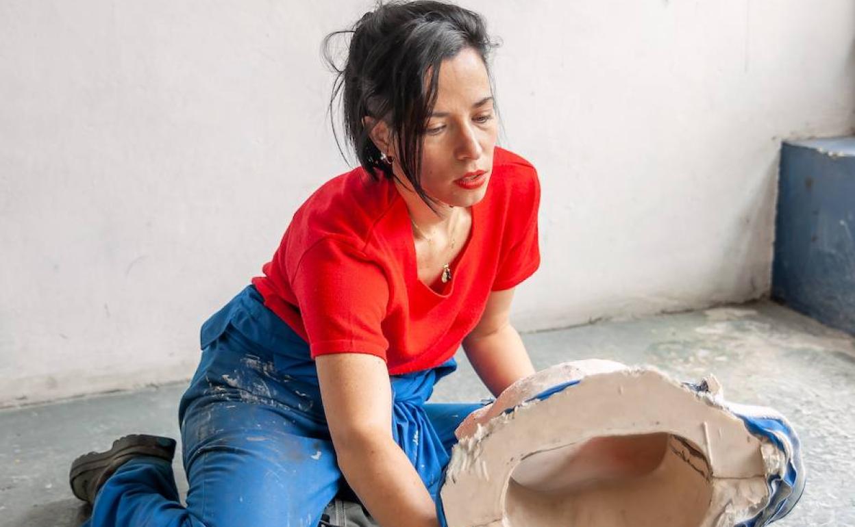 June Cresporen lana bete-betean txertatzen da aurtengo edizioaren ildo nagusian.