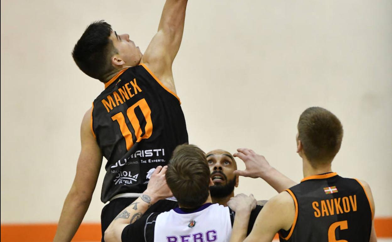 Baloncesto: Manex Ansorregi vuela con el Juaristi