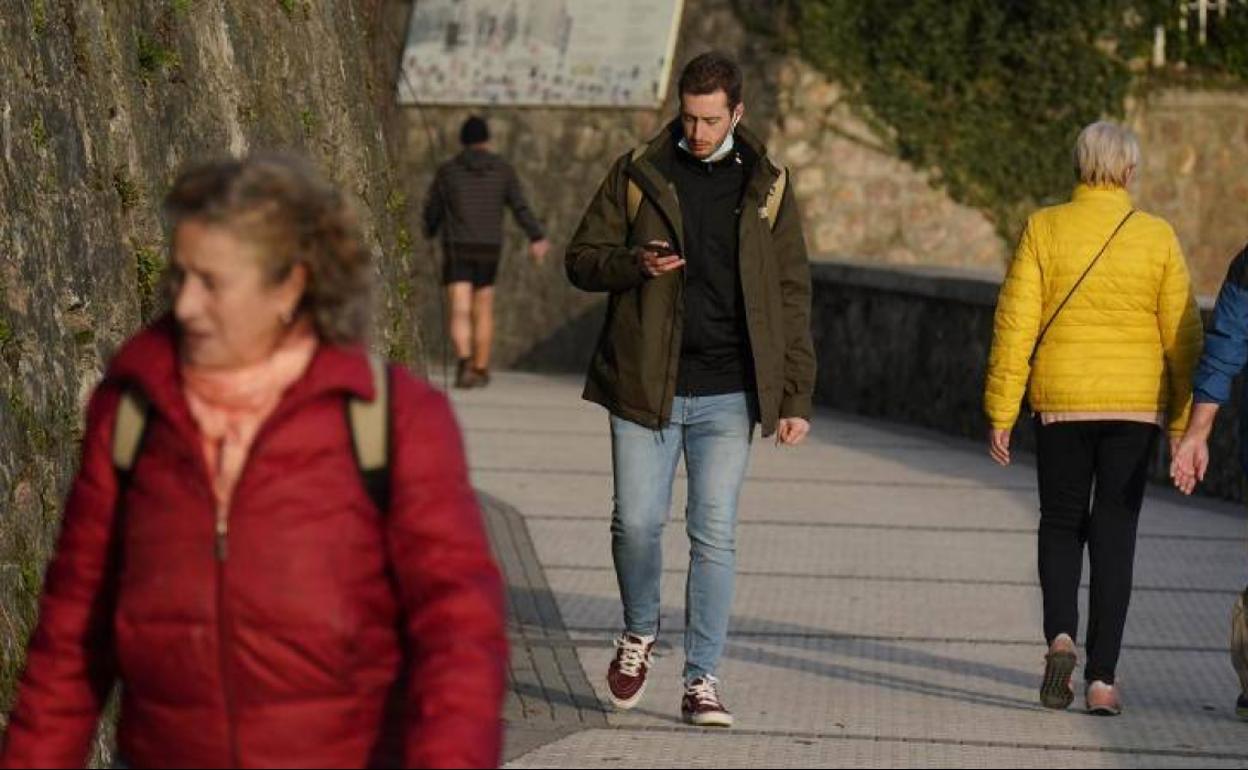 Primer día sin mascarillas en la calle