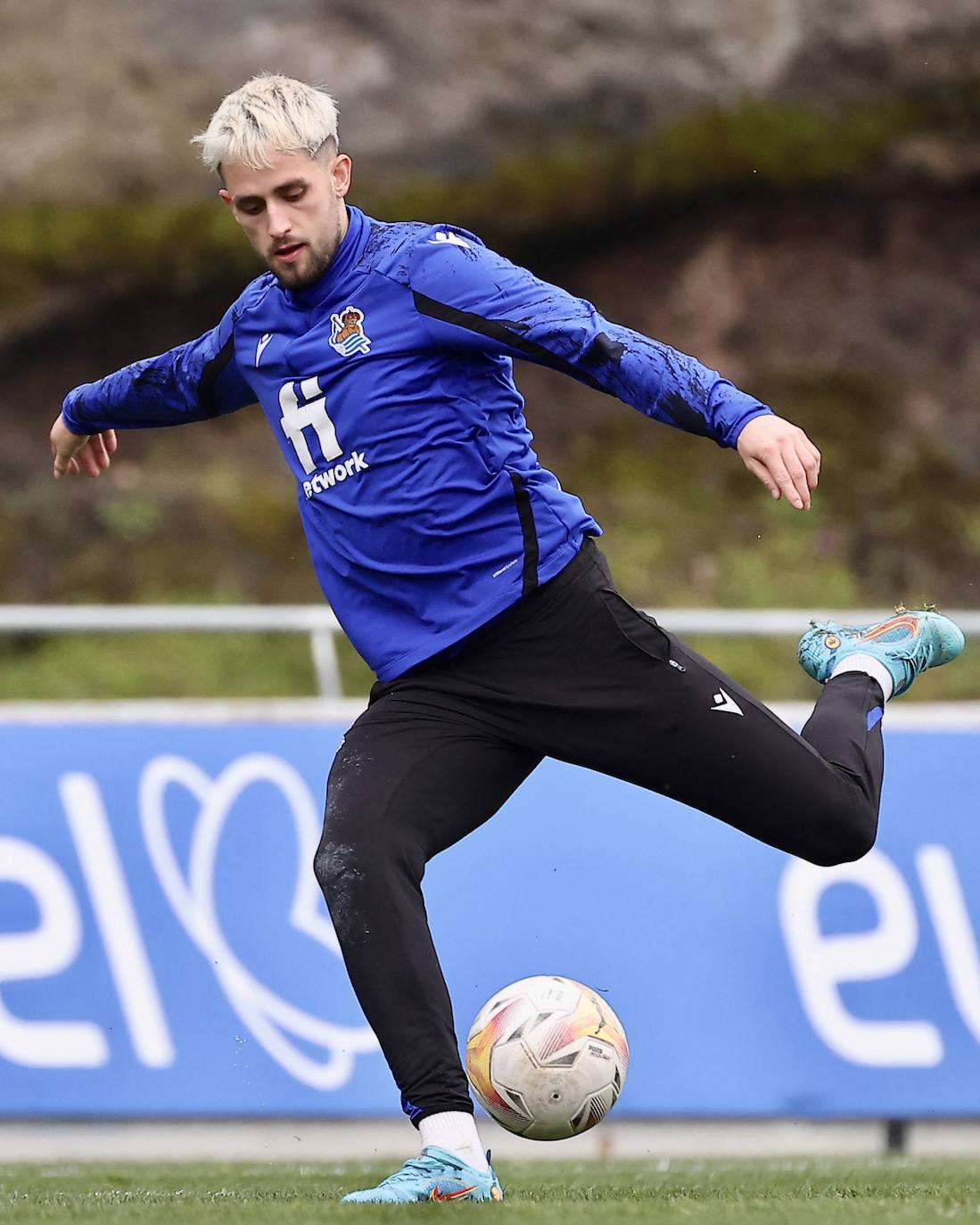 Fotos: La Real entrena en Zubieta pensando en el Granada