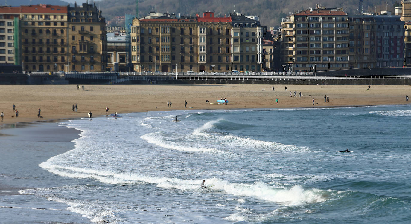 Fotos: Viento sur y temperaturas en ascenso