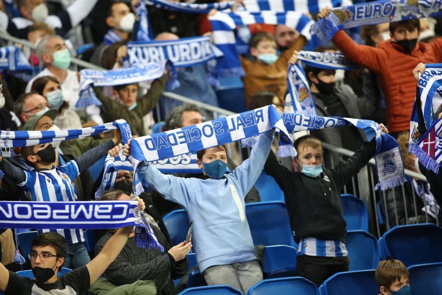 Fotos: ¿Has estado en el Reale Arena? Búscate en la grada