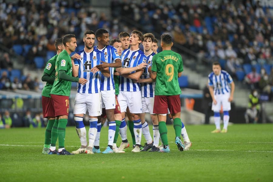 Fotos: El Real Sociedad-Granada en imágenes