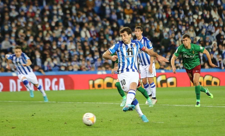 Fotos: El Real Sociedad-Granada en imágenes